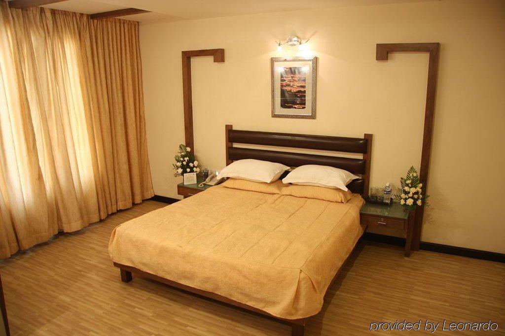 Regenta Central Deccan Chennai, Royapettah Luaran gambar