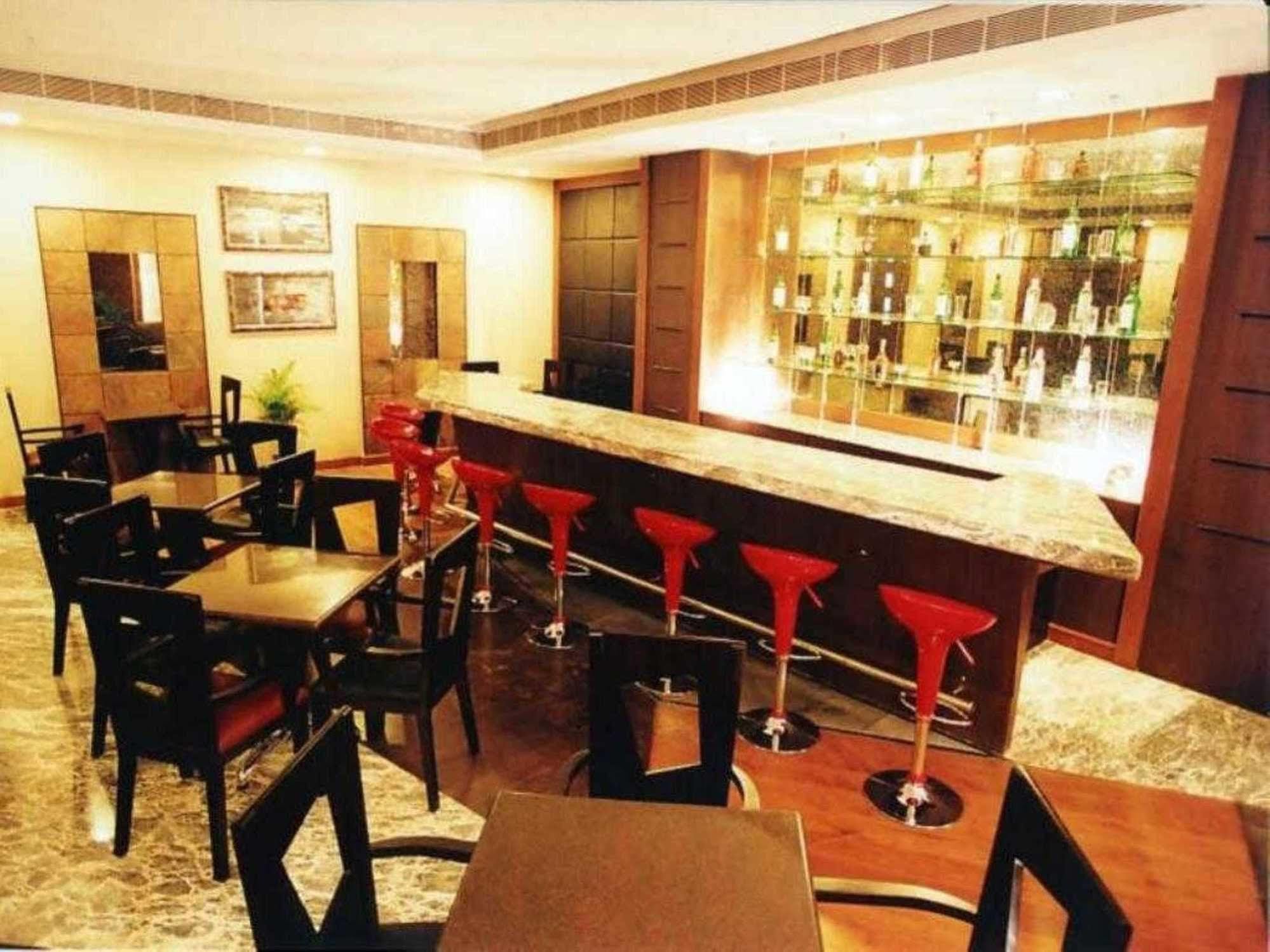 Regenta Central Deccan Chennai, Royapettah Luaran gambar