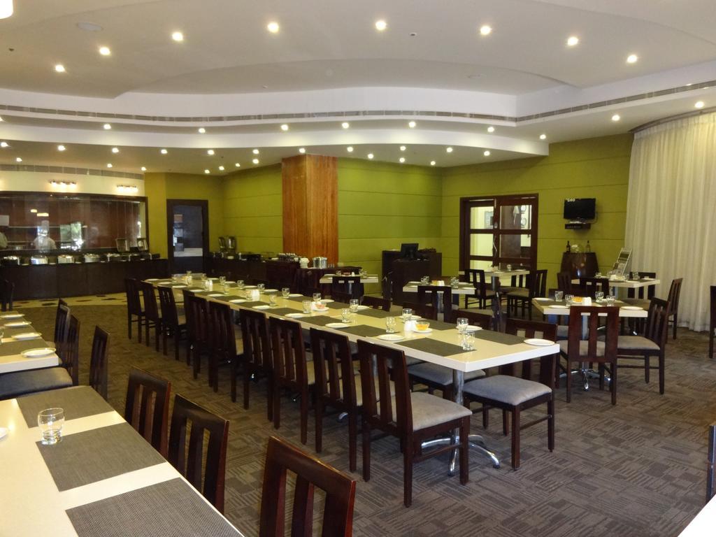 Regenta Central Deccan Chennai, Royapettah Luaran gambar