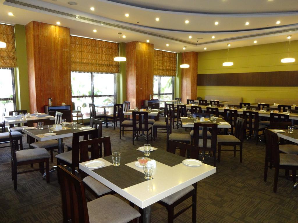 Regenta Central Deccan Chennai, Royapettah Luaran gambar