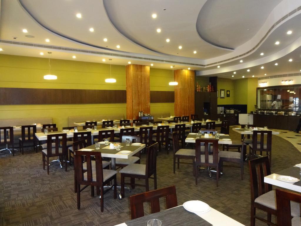 Regenta Central Deccan Chennai, Royapettah Luaran gambar