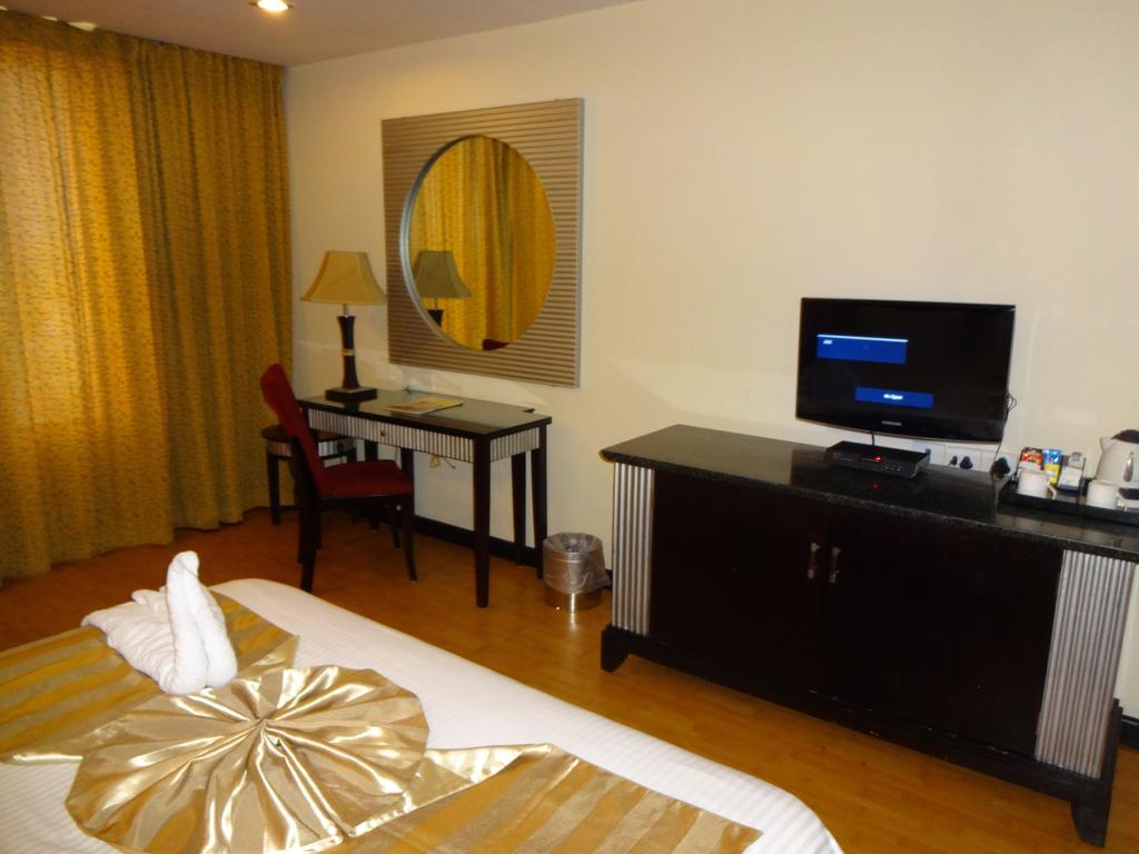 Regenta Central Deccan Chennai, Royapettah Luaran gambar